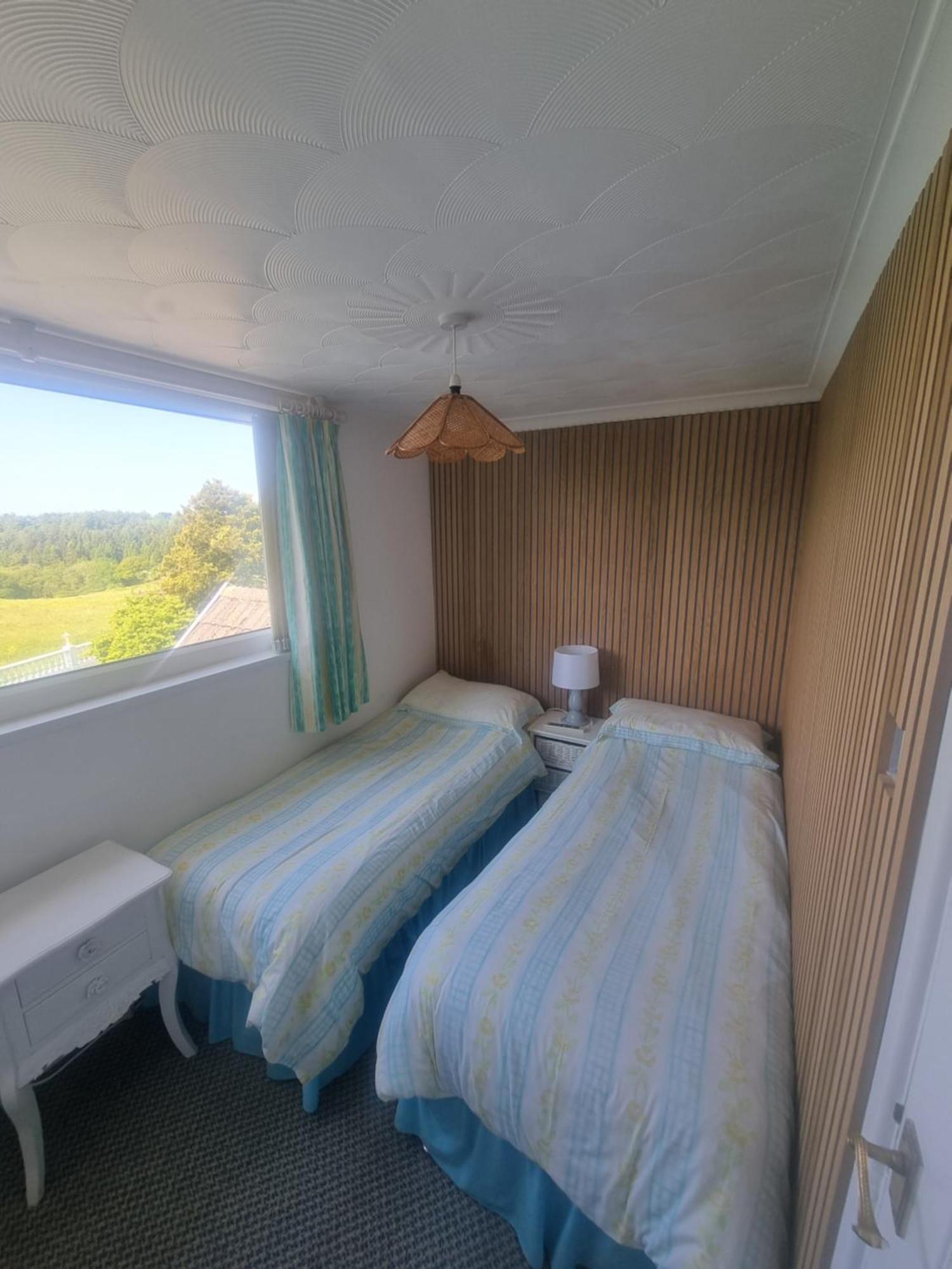 Beautiful Apartment With Private Pool Near Tenby Kilgetty Δωμάτιο φωτογραφία